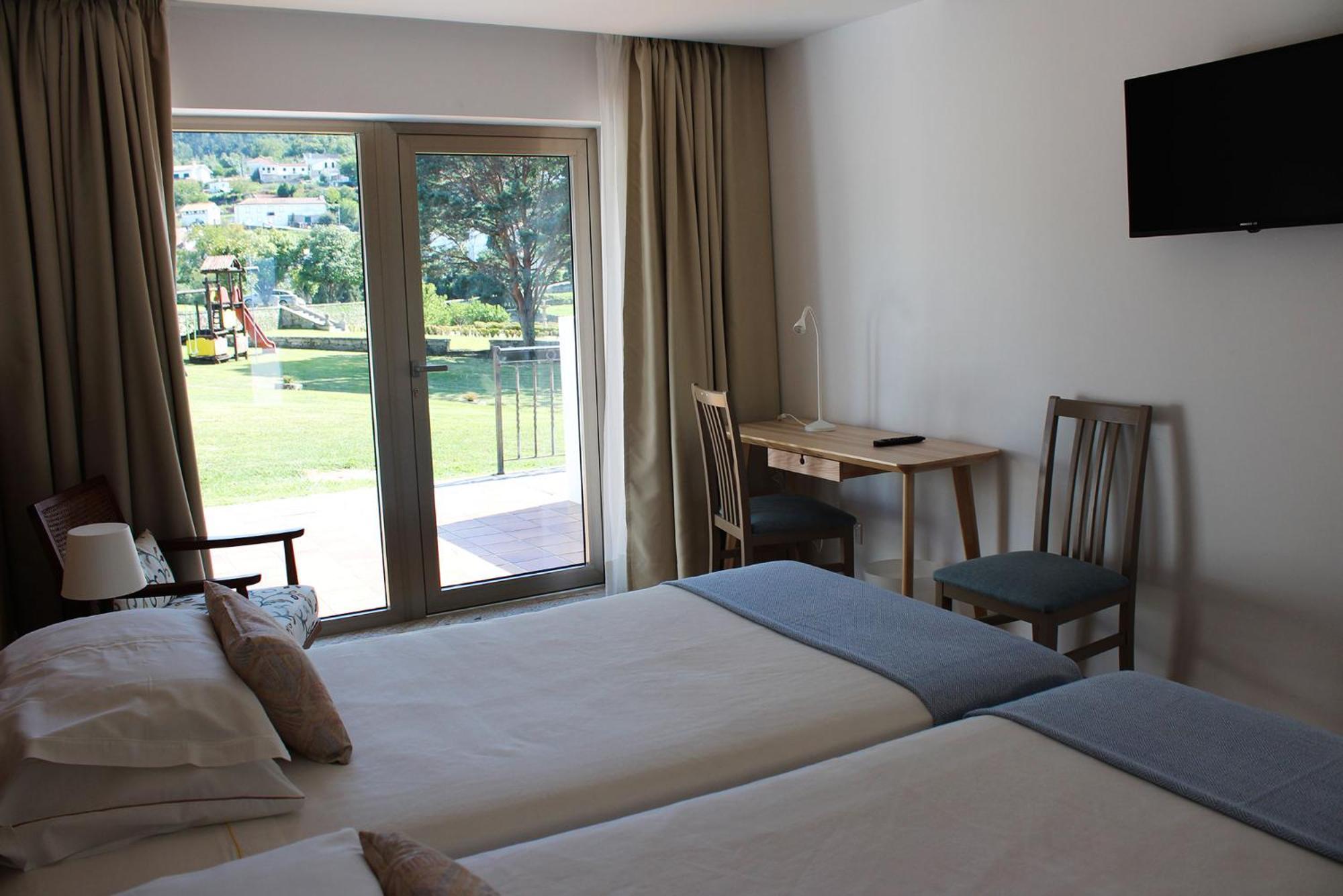 Boega Hotel Vila Nova de Cerveira Værelse billede
